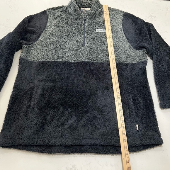 MAGELLAN OUTDOOR S Black and Gray Zip-Up Sweater - Picture 10 of 12